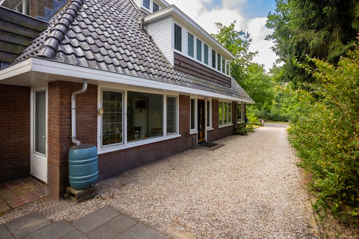 Photo 34 of Vondellaan 49