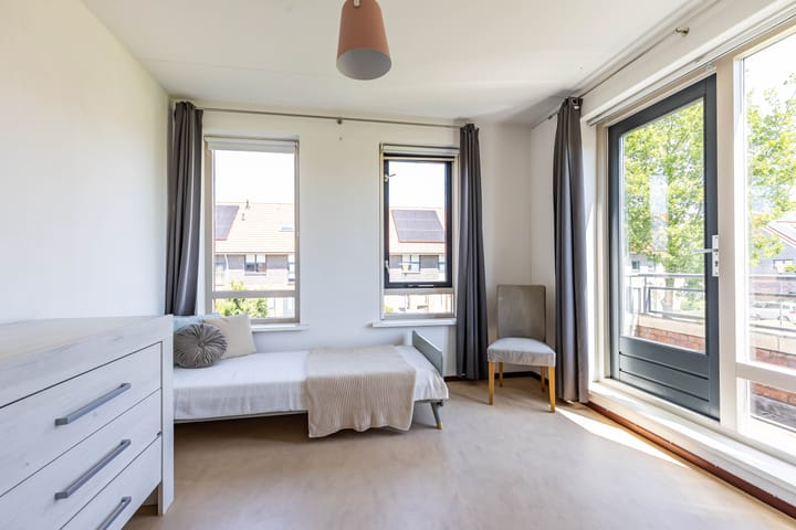 Photo 62 of Frouwesân 137