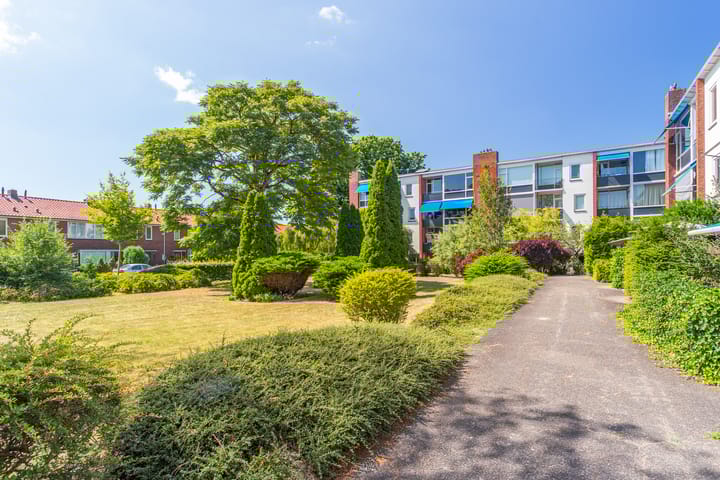 Photo 33 of Anthonie Fokkerstraat 16