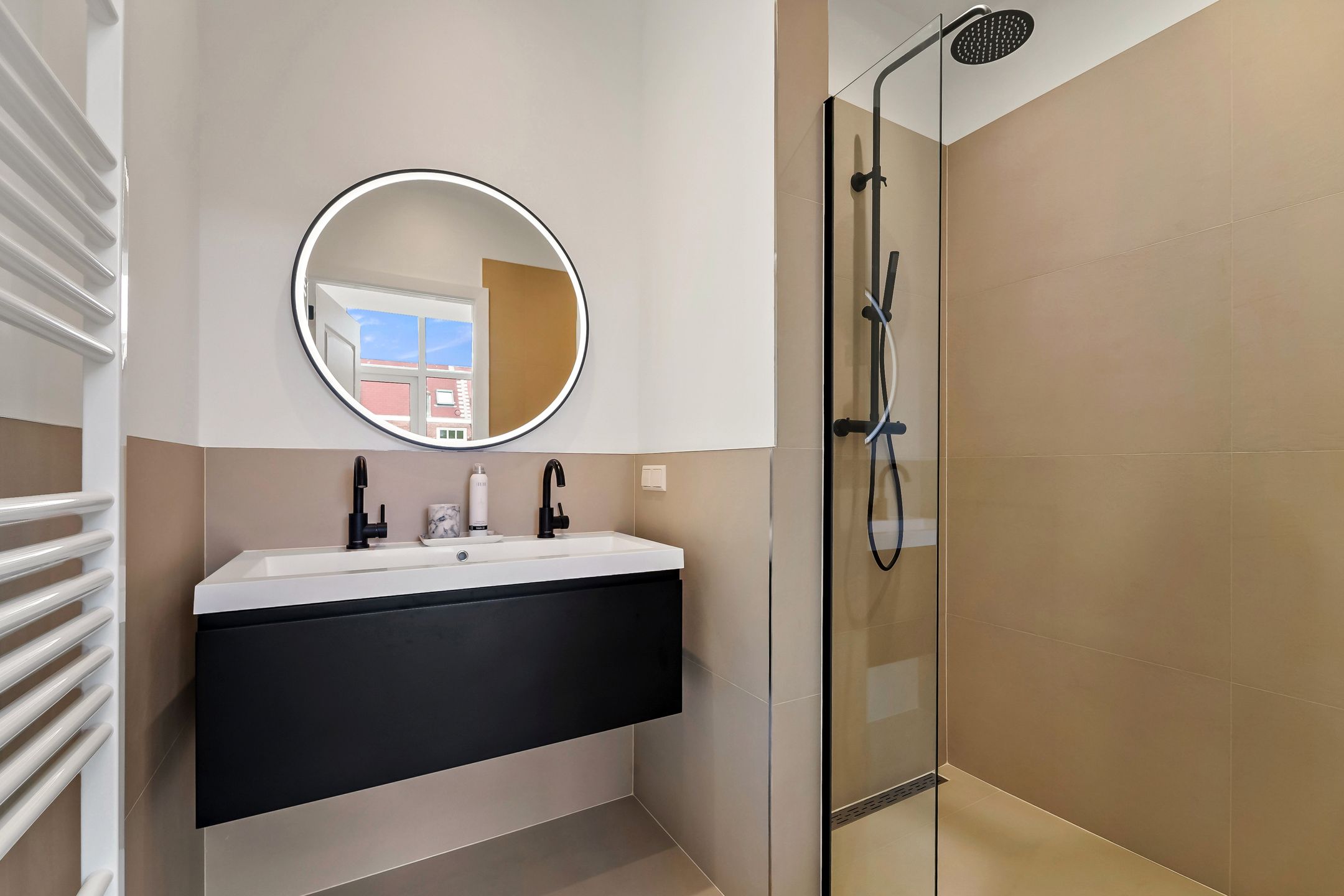 Foto 15 van Van Aerssenstraat 101