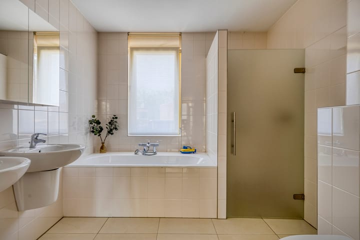 Foto 33 van Vechtstraat 132