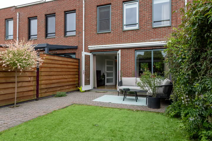 Foto 36 van Admiraal de Ruyterstraat 15