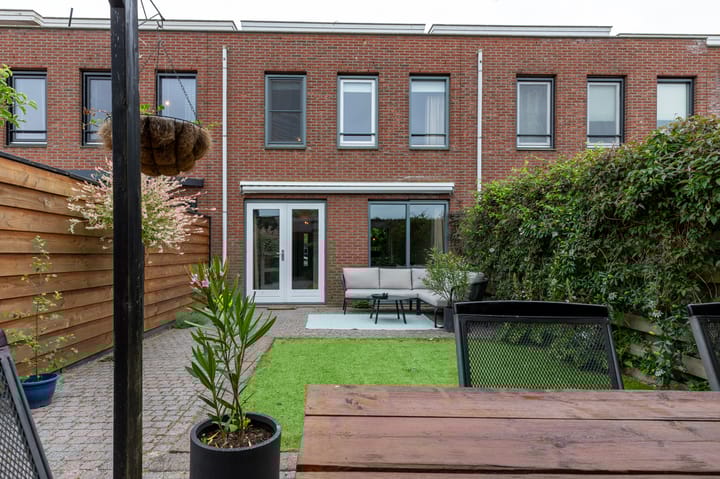 Foto 43 van Admiraal de Ruyterstraat 15