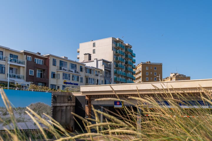 Foto 30 van Zeekant 104-H