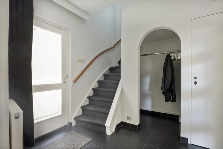 Foto 2 van Burg. Vogelslaan 148