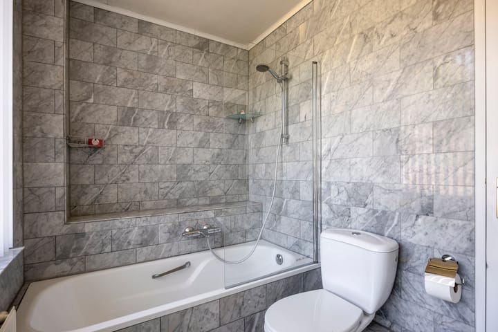 Foto 17 van Burg. Vogelslaan 148