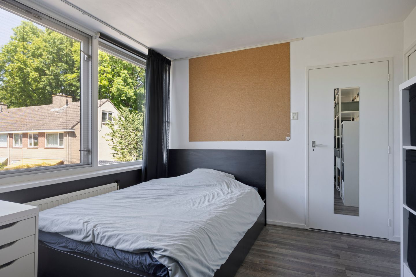 Foto 20 van Burg. Vogelslaan 148