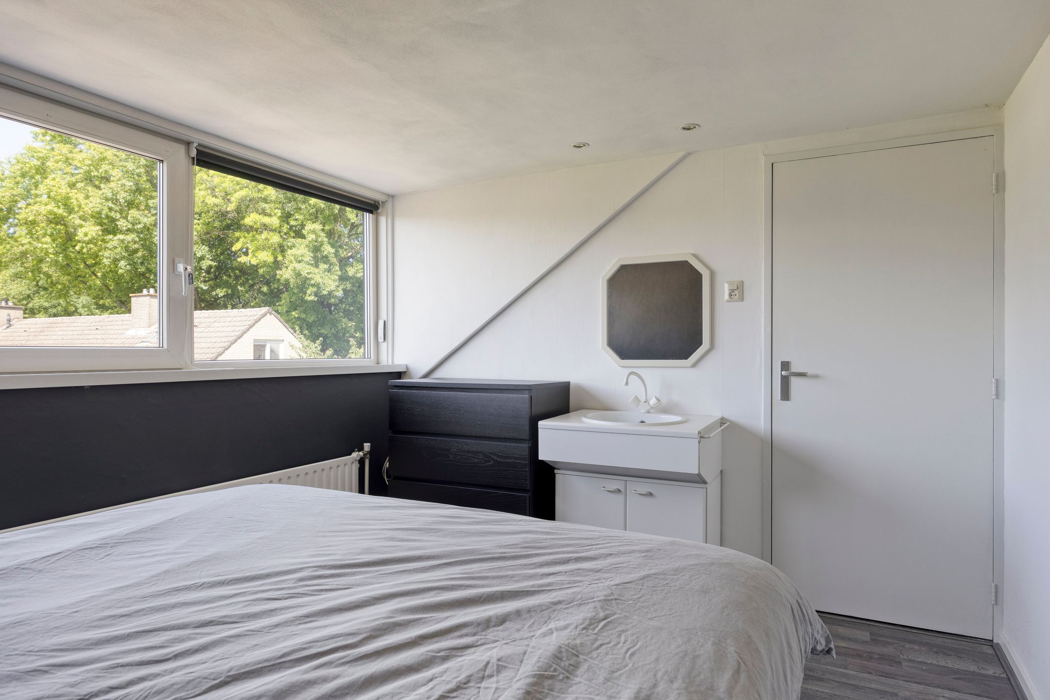 Foto 24 van Burg. Vogelslaan 148