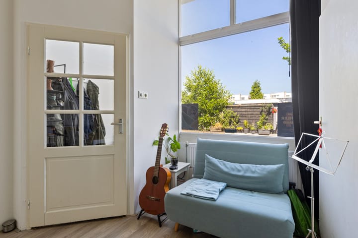 Photo 9 of Winschoterdiep 35