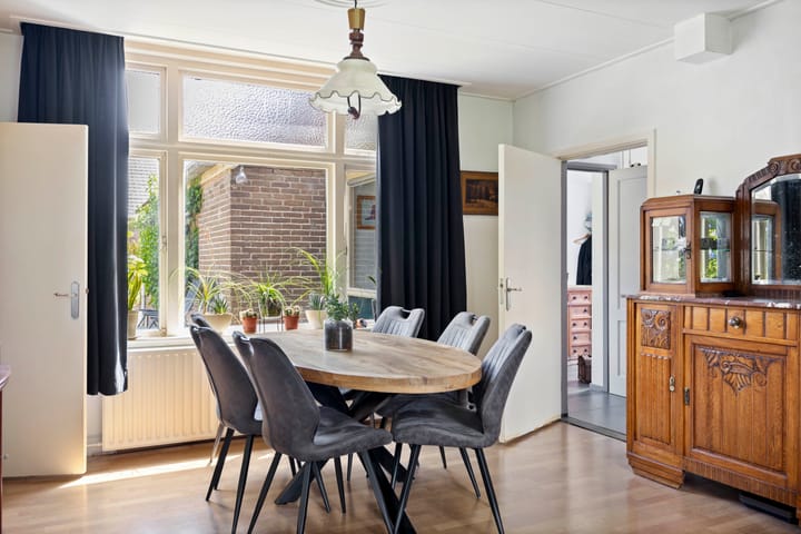 Photo 8 of Zonnenbergstraat 25