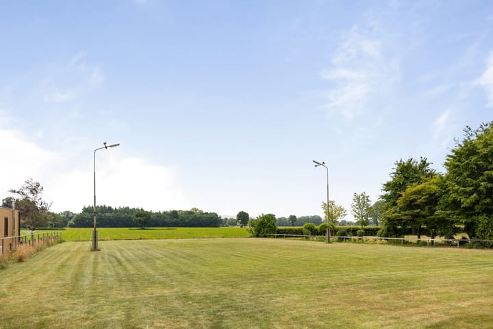 Photo 25 of Zonnenbergstraat 25