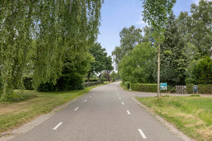 Photo 38 of Zonnenbergstraat 25