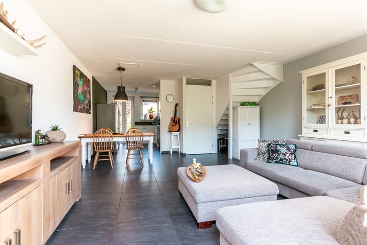 Photo 8 of Dotterbloemhof 89