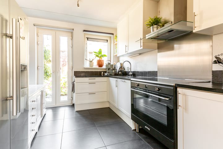 Photo 10 of Dotterbloemhof 89