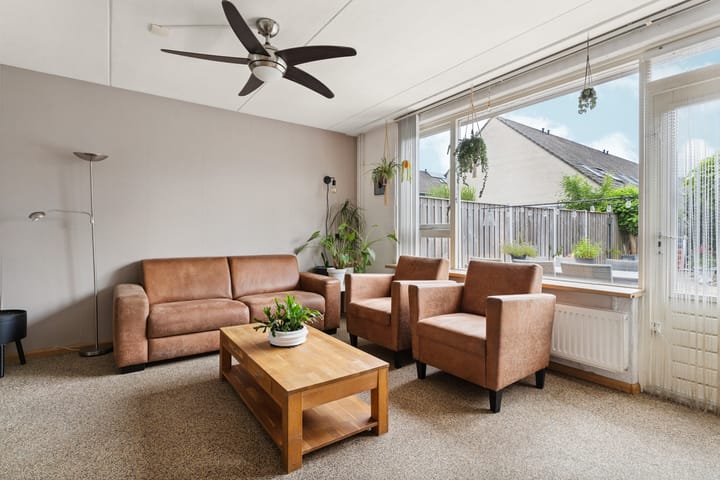 Foto 10 van Tjeukemeerstraat 25