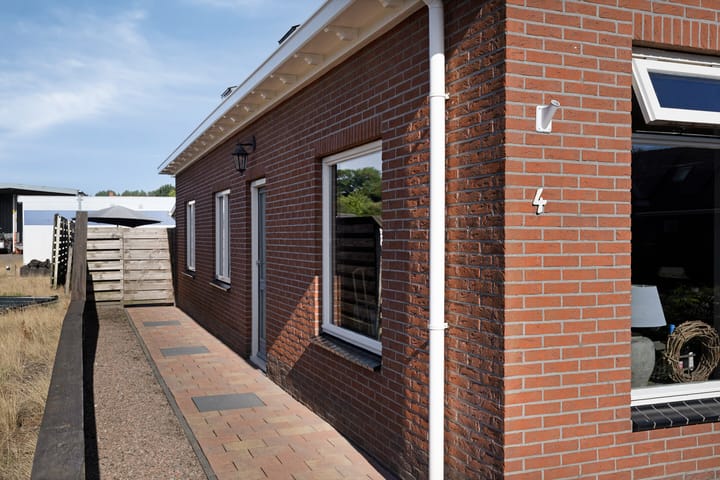 Foto 5 van Middenweg 4