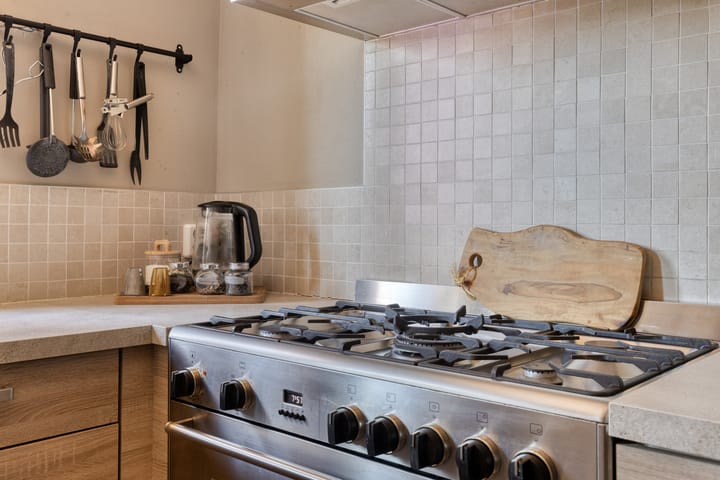 Foto 15 van Middenweg 4