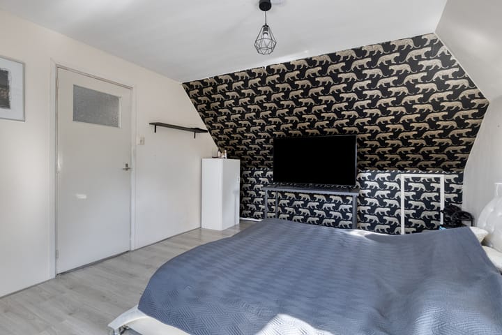 Foto 25 van Middenweg 4