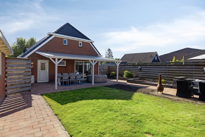 Foto 28 van Middenweg 4