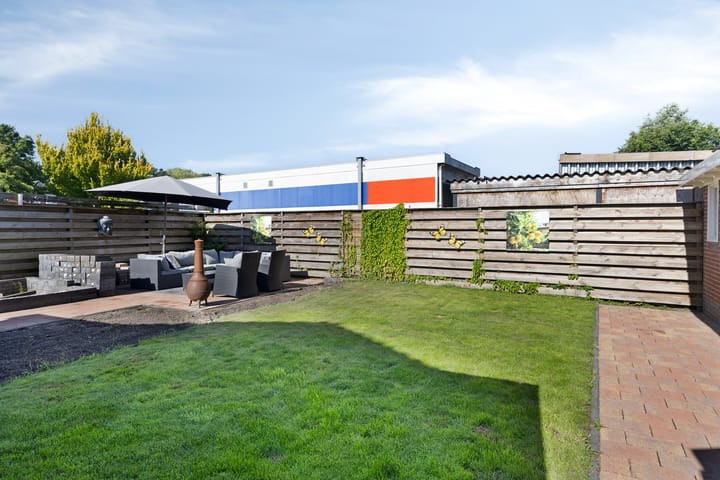 Foto 33 van Middenweg 4