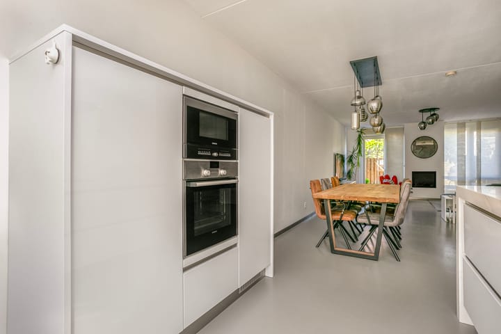 Foto 9 van Vitruvius 6