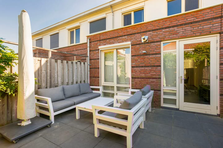 Foto 11 van Vitruvius 6