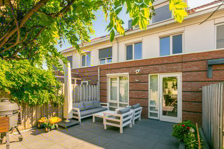 Foto 12 van Vitruvius 6