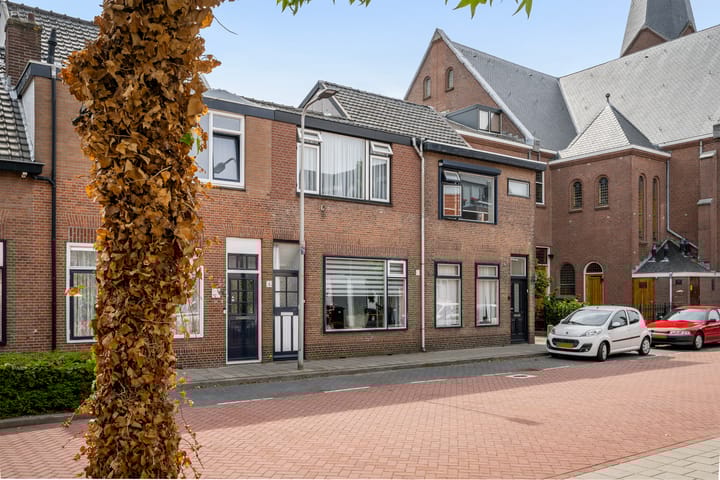 Bekijk foto van Emmastraat 4