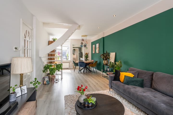 Foto 2 van Emmastraat 4