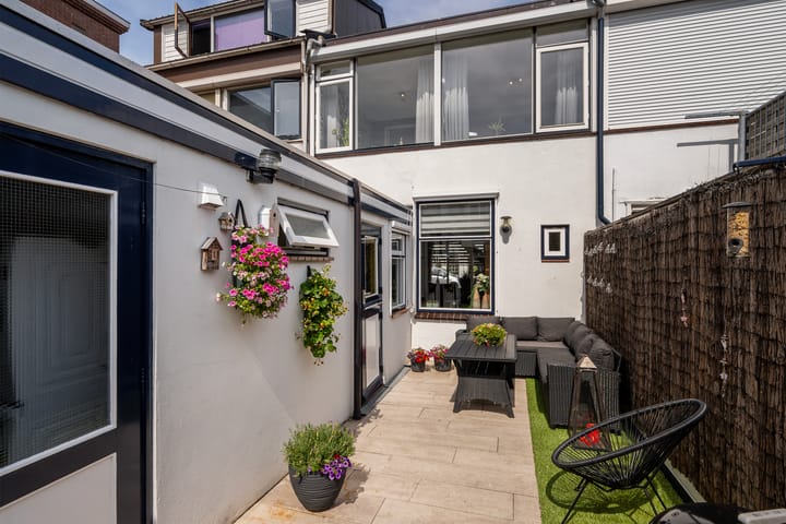 Foto 12 van Emmastraat 4