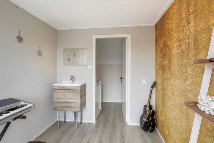 Foto 24 van Emmastraat 4