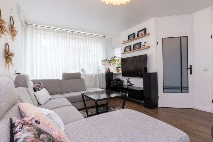 Foto 10 van Paardebloem 73