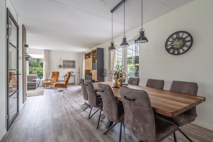 Foto 25 van Sandelhout 10