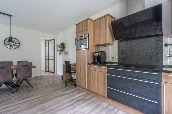 Foto 29 van Sandelhout 10