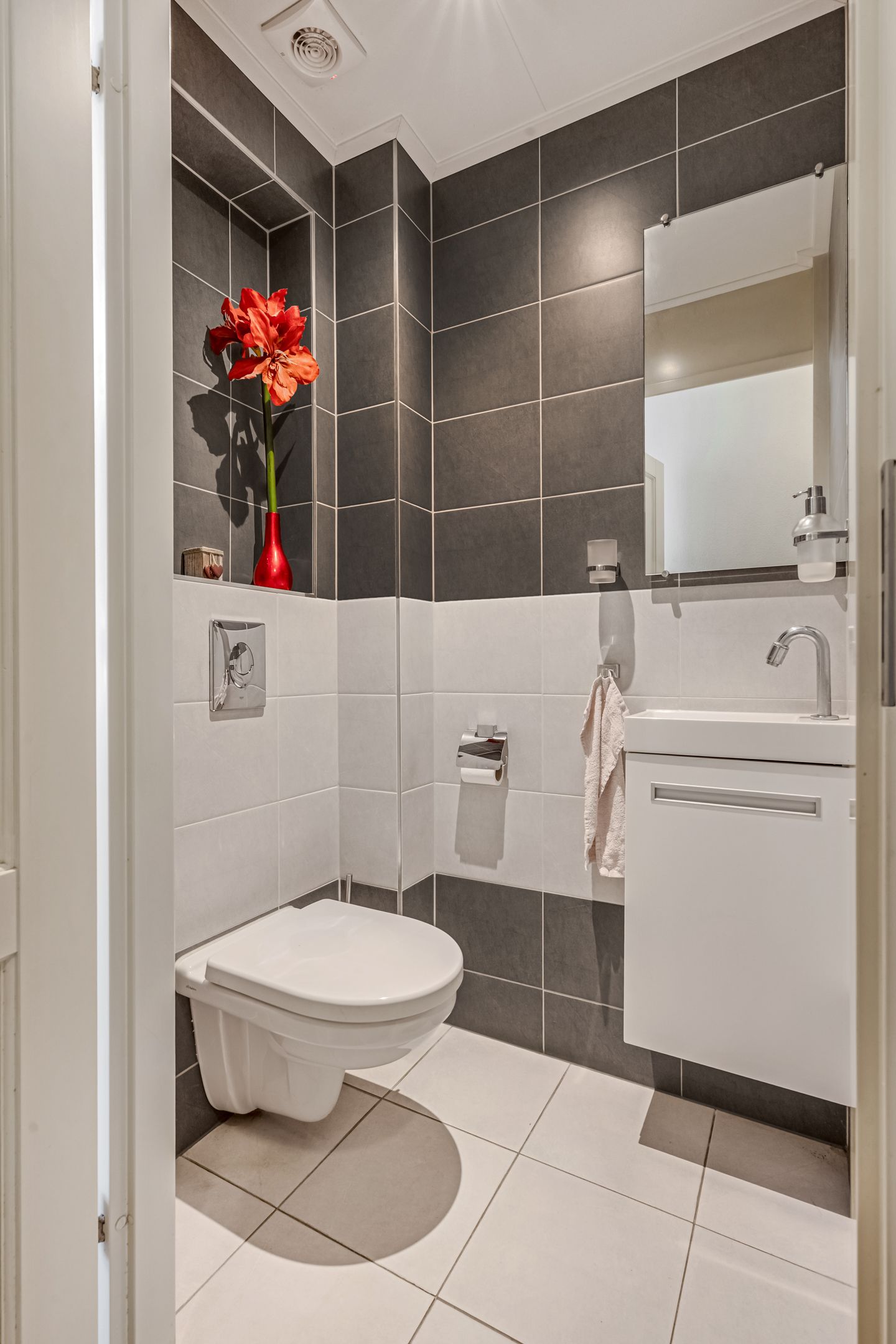 Foto 12 van Kerkeland 7