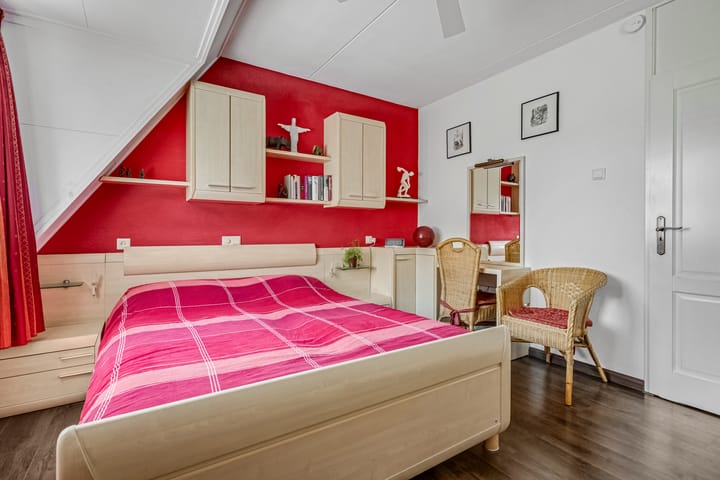 Foto 15 van Kerkeland 7