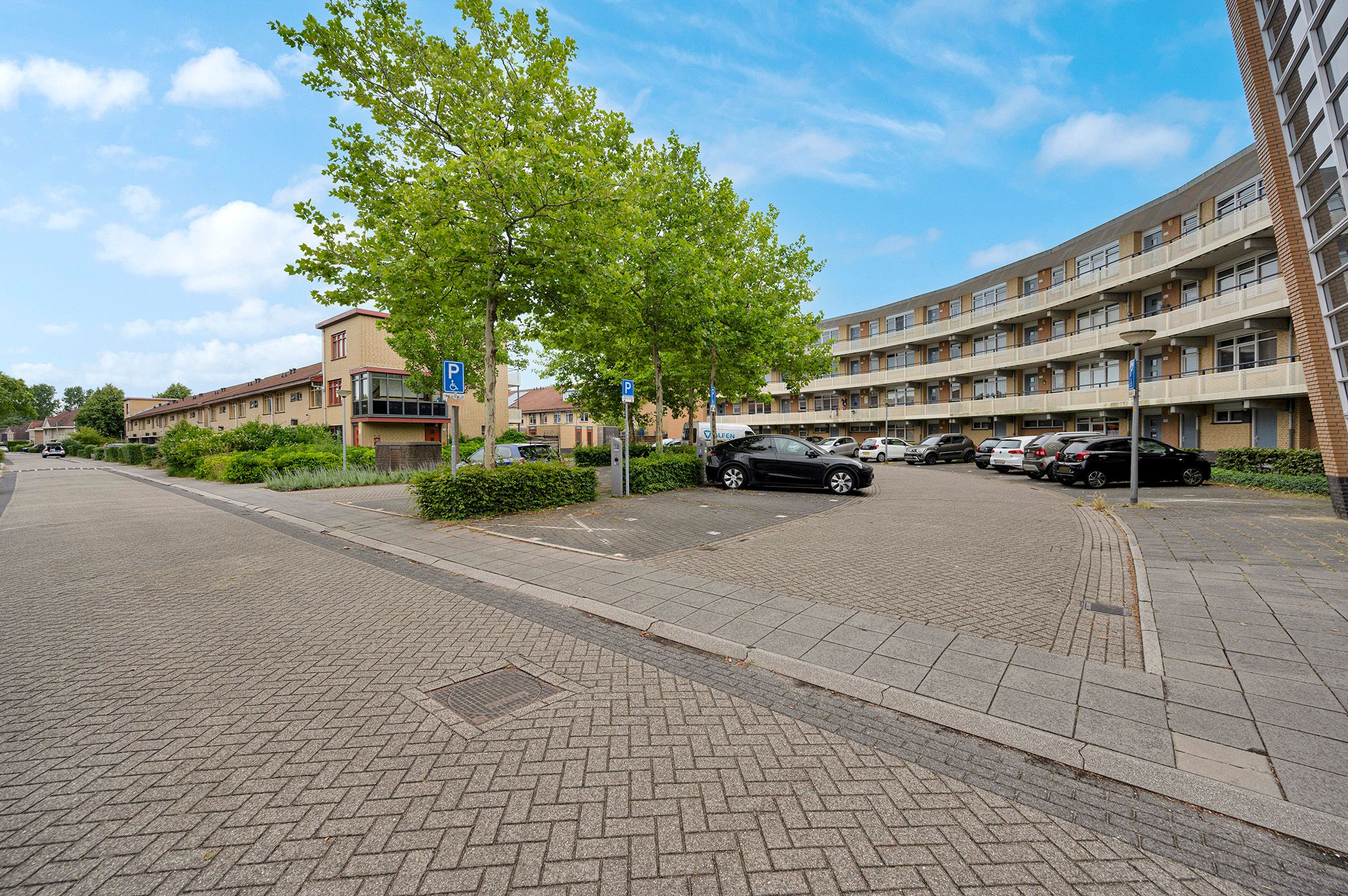 Photo 24 of Johannes Vermeerstraat 152