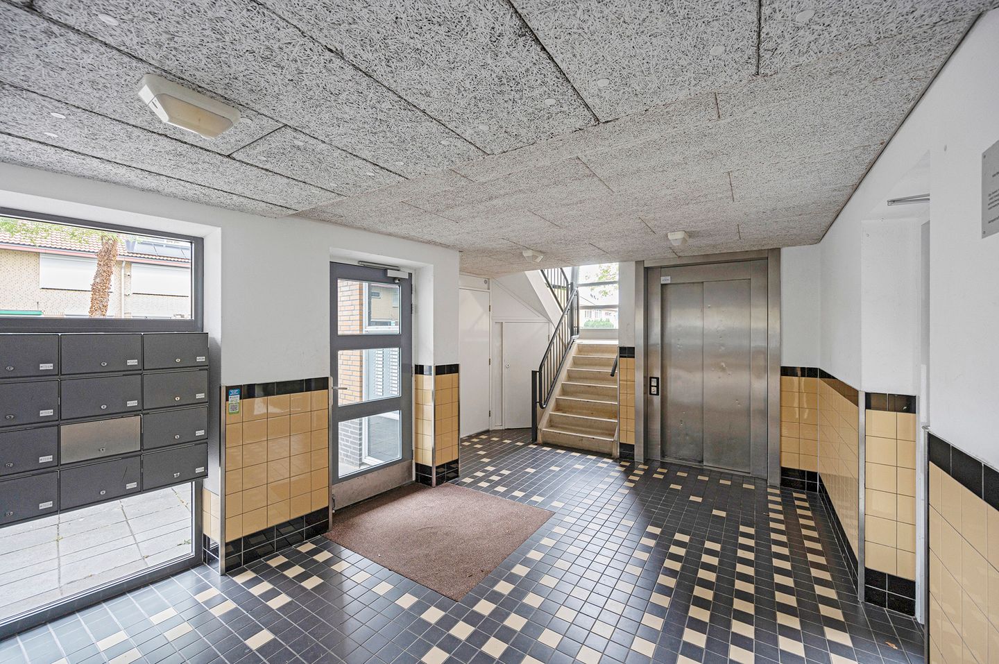 Photo 25 of Johannes Vermeerstraat 152