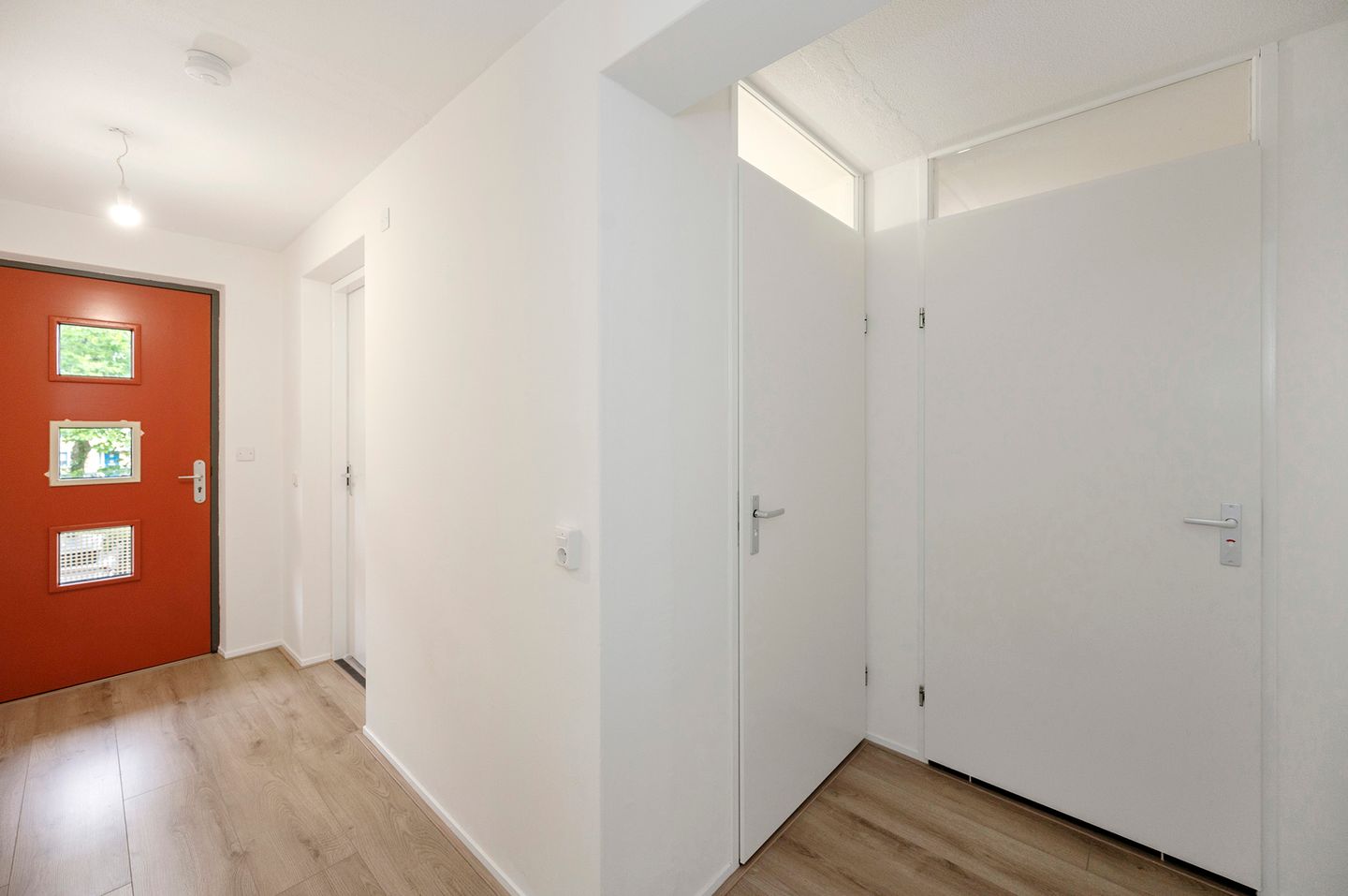 Photo 10 of Johannes Vermeerstraat 152