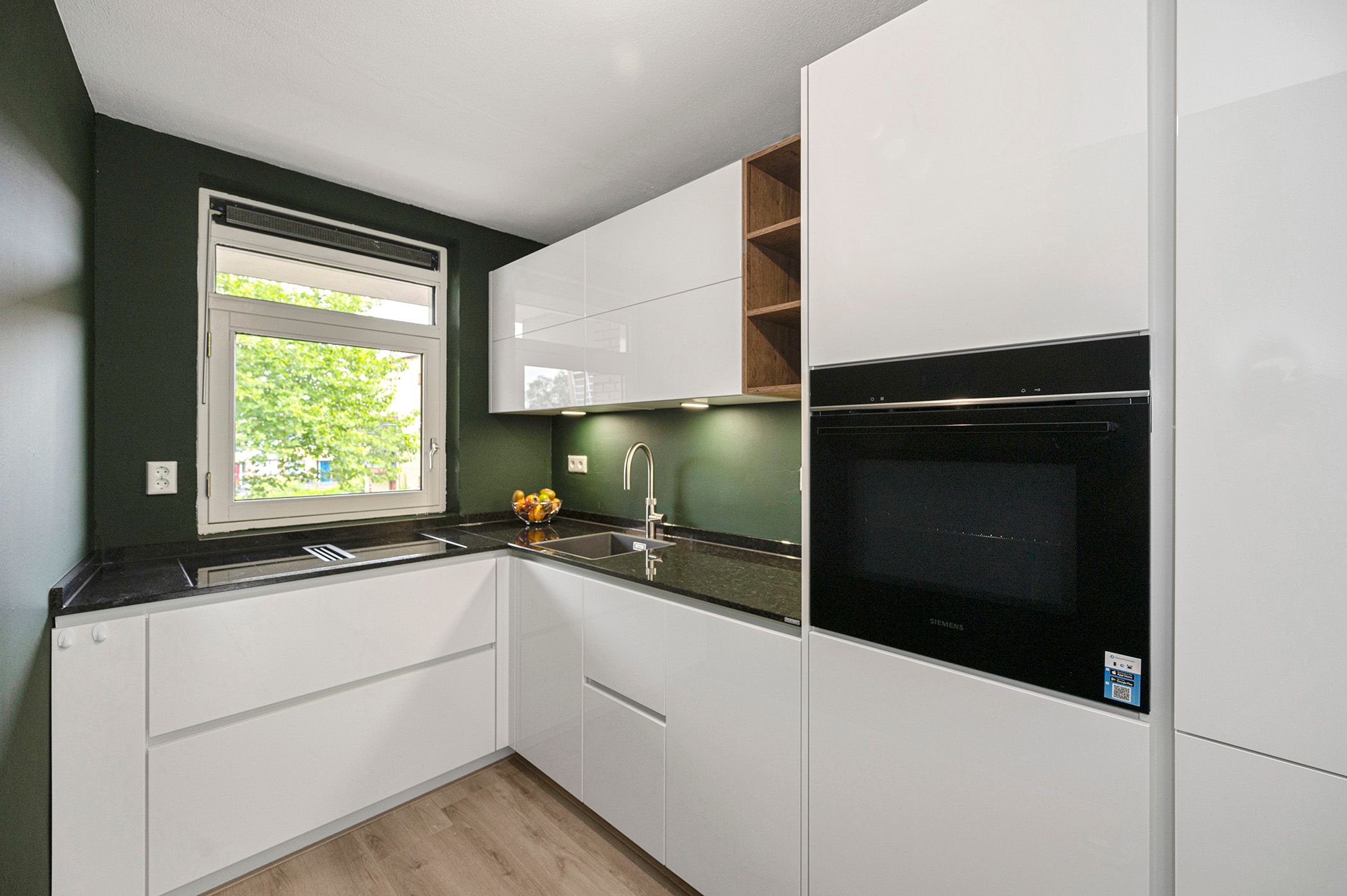 Photo 3 of Johannes Vermeerstraat 152