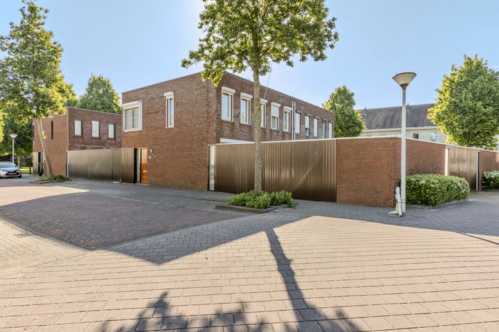 Foto 3 van Bronstraat 4