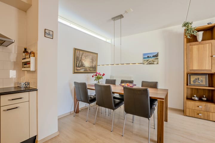 Foto 10 van Bronstraat 4