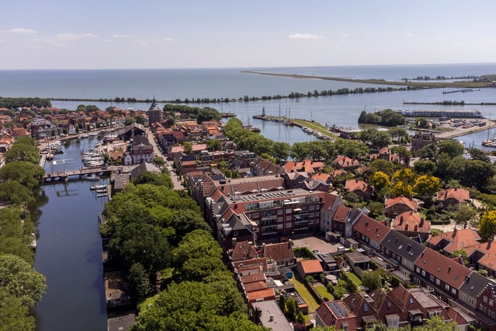 Photo 63 of Westerstraat 129-A