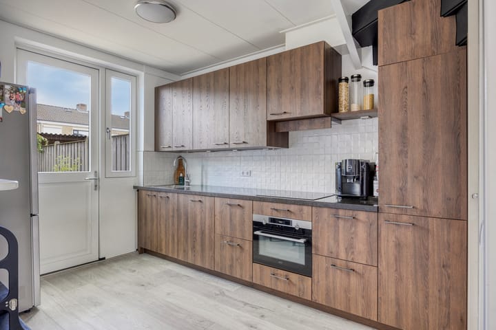 Foto 10 van Postelstraat 27