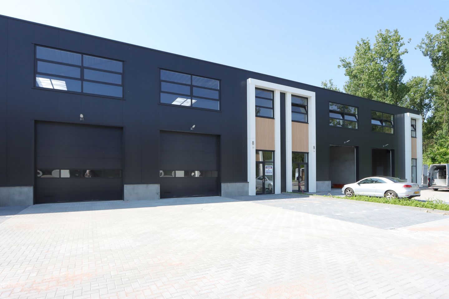 View photo 1 of Chroomstraat 8-23