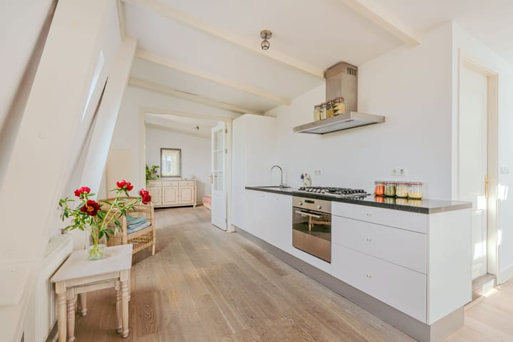 Foto 10 van Kinkerstraat 110-4