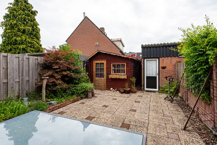 Foto 16 van IJsselsteen 39