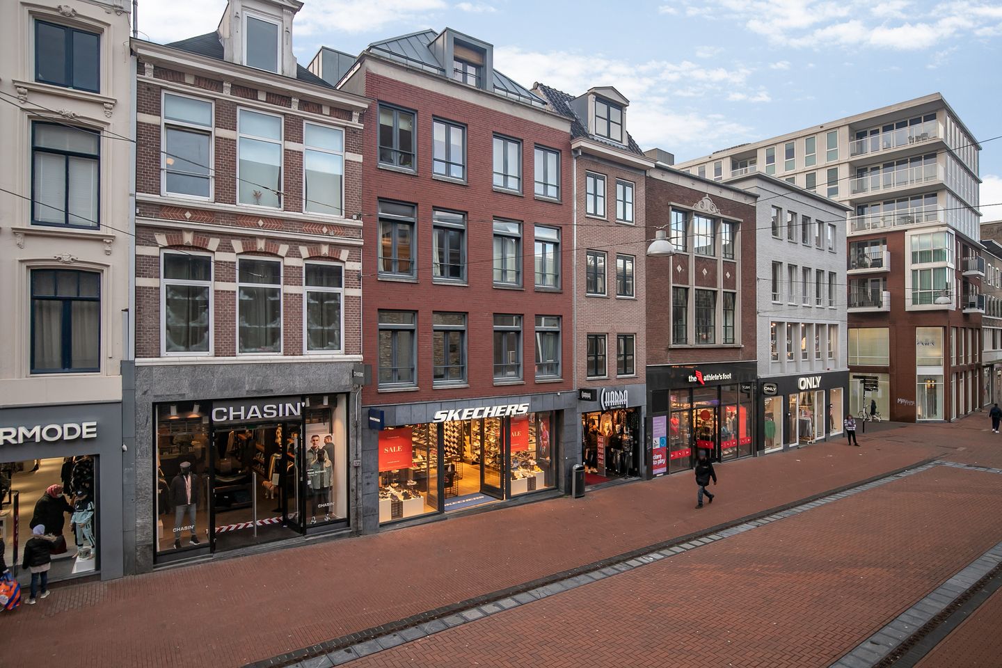 Bekijk foto 2 van Molenstraat 38