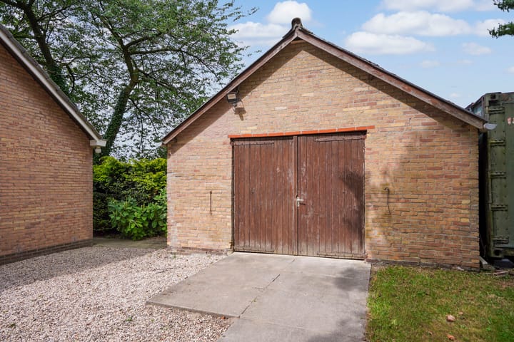 Foto 29 van Velmerweg 1