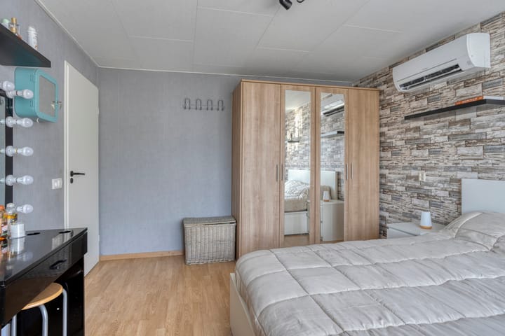 Photo 23 of Mercurius 7